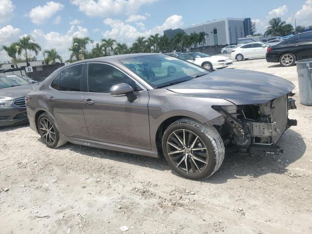4T1G11AK1PU175972 - 2023 TOYOTA CAMRY SE NIGHT SHADE GRAY photo 4
