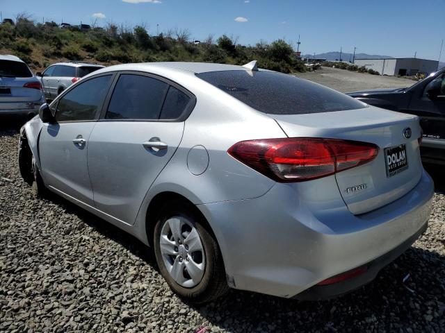 3KPFK4A71JE272640 - 2018 KIA FORTE LX GRAY photo 2