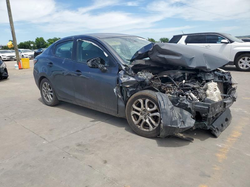 3MYDLBZV2GY125781 - 2016 TOYOTA SCION IA GRAY photo 4