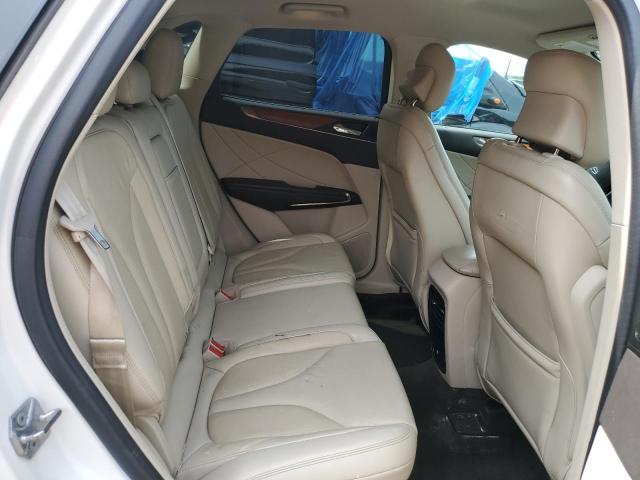 5LMCJ2C98HUL07509 - 2017 LINCOLN MKC SELECT 白色 照片 11