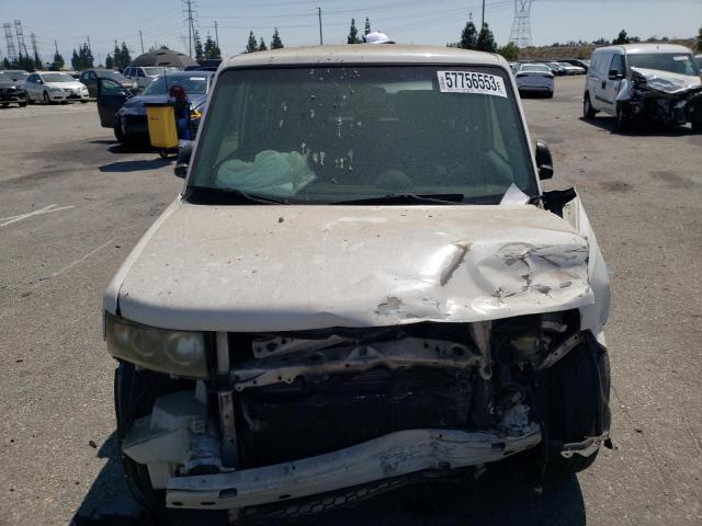 JTLKT324964047339 - 2006 TOYOTA SCION XB 白色 照片 5