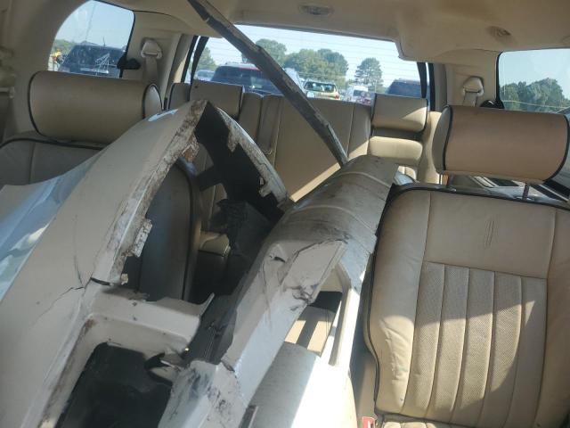 5LMFU275X6LJ26278 - 2006 LINCOLN NAVIGATOR თეთრი ფოტო 10