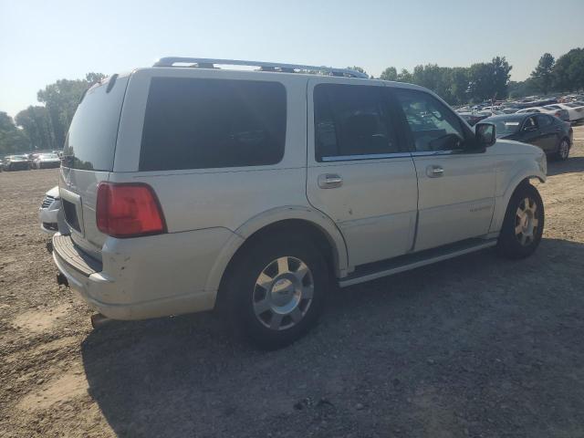 5LMFU275X6LJ26278 - 2006 LINCOLN NAVIGATOR თეთრი ფოტო 3