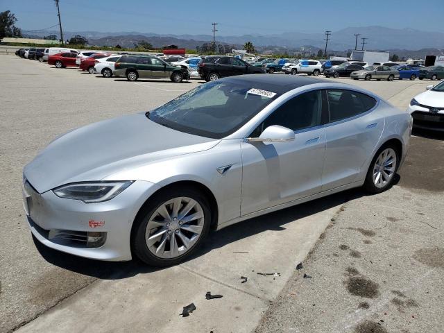 5YJSA1E26JF261612 - 2018 TESLA MODEL S Արծաթագույն լուսանկար 1