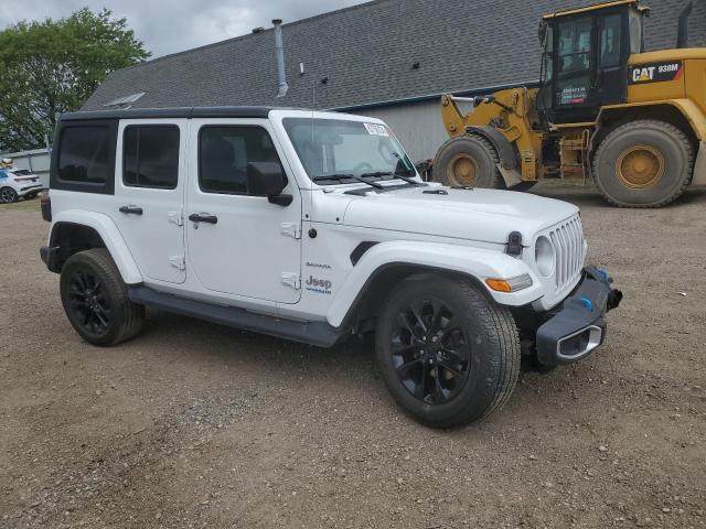 1C4JJXP69NW170236 - 2022 JEEP WRANGLER U SAHARA 4XE WHITE photo 4
