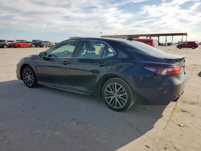 4T1G11AK6PU767013 - 2023 TOYOTA CAMRY SE NIGHT SHADE BLACK photo 2