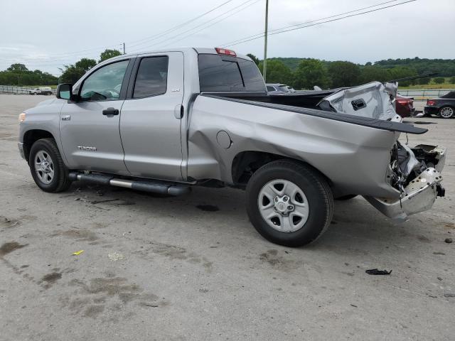 5TFUW5F12GX569396 - 2016 TOYOTA TUNDRA DOUBLE CAB SR/SR5 SILVER photo 2