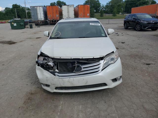 4T1BK3DB2BU386430 - 2011 TOYOTA AVALON BASE 白色 照片 5