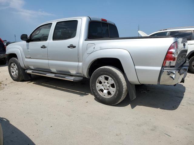 3TMJU4GN6AM108655 - 2010 TOYOTA TACOMA DOUBLE CAB PRERUNNER SILVER photo 2
