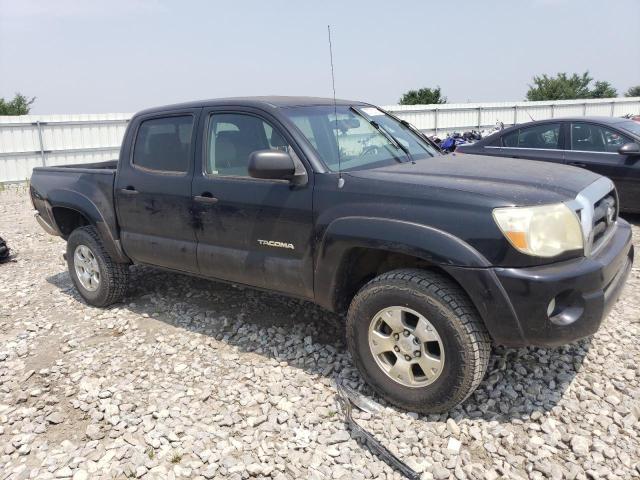 3TMJU62N77M035792 - 2007 TOYOTA TACOMA DOUBLE CAB PRERUNNER BLACK photo 4