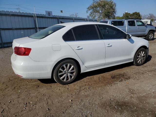 3VWD17AJ7EM403327 - 2014 VOLKSWAGEN JETTA SE WHITE photo 3