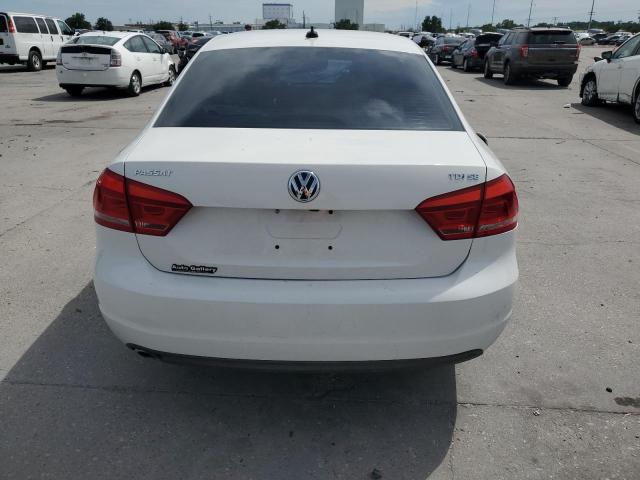 1VWBN7A38EC012704 - 2014 VOLKSWAGEN PASSAT SE WHITE photo 6