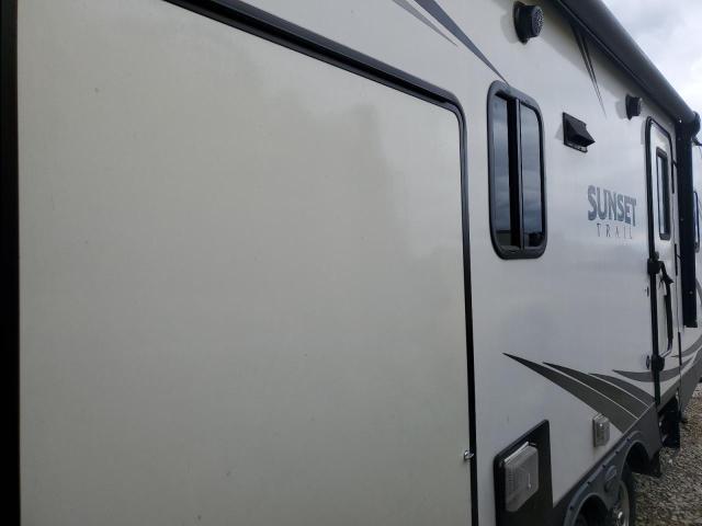 4YDT2222XJ5351114 - 2018 KEYSTONE TRAILER BLACK photo 9