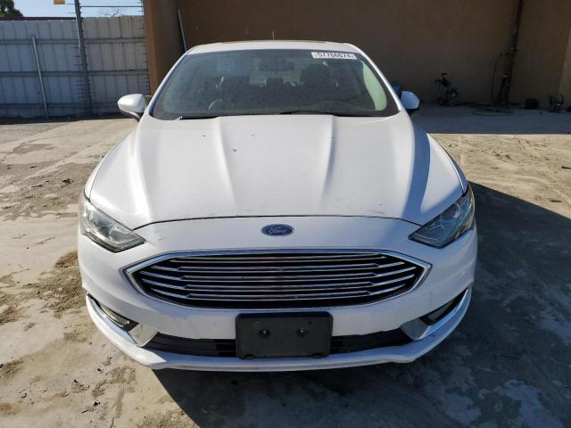 3FA6P0LUXHR258399 - 2017 FORD FUSION SE HYBRID WHITE photo 5