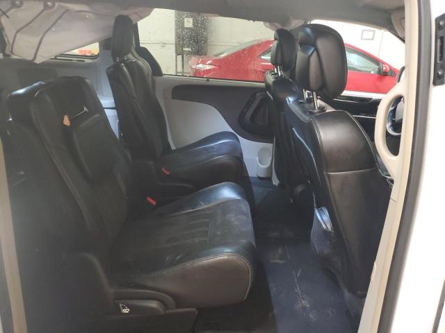 2C4RC1CG3ER341158 - 2014 CHRYSLER TOWN & COU TOURING L WHITE photo 11