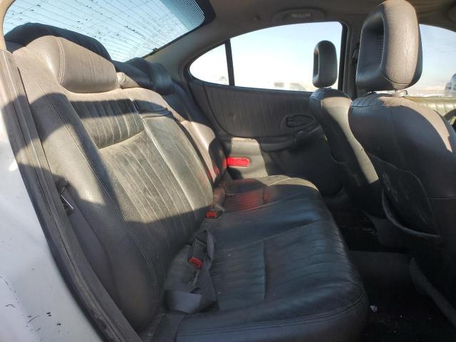 1G2WP5218WF211384 - 1998 PONTIAC GRAND PRIX GTP WHITE photo 10