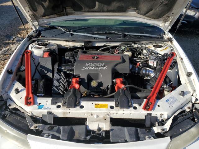 1G2WP5218WF211384 - 1998 PONTIAC GRAND PRIX GTP WHITE photo 11