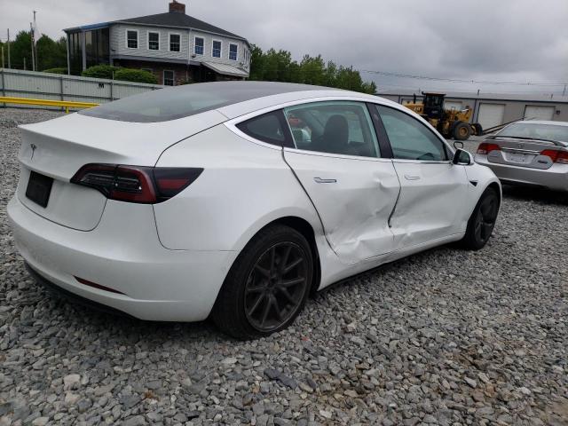 5YJ3E1EA2LF739883 - 2020 TESLA MODEL 3 WHITE photo 3