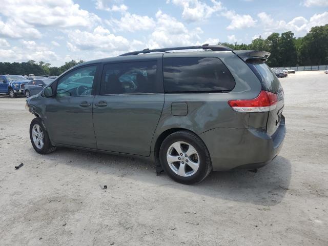 5TDKK3DC2DS358650 - 2013 TOYOTA SIENNA LE GRAY photo 2