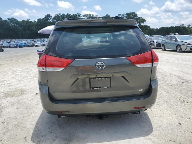 5TDKK3DC2DS358650 - 2013 TOYOTA SIENNA LE GRAY photo 6