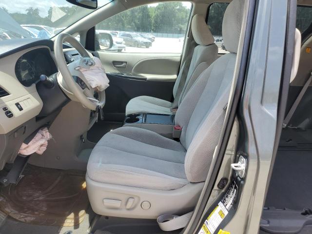 5TDKK3DC2DS358650 - 2013 TOYOTA SIENNA LE GRAY photo 7