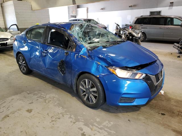 3N1CN8EV5LL804127 - 2020 NISSAN VERSA SV BLUE photo 4