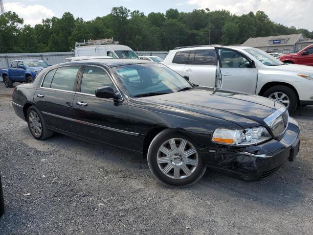 1LNHM85W35Y654417 - 2005 LINCOLN TOWN CAR SIGNATURE LONG WHEELBASE BLACK photo 4