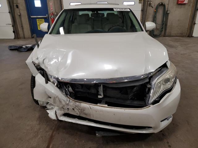 4T1BK3DB2CU463346 - 2012 TOYOTA AVALON BASE WHITE photo 5