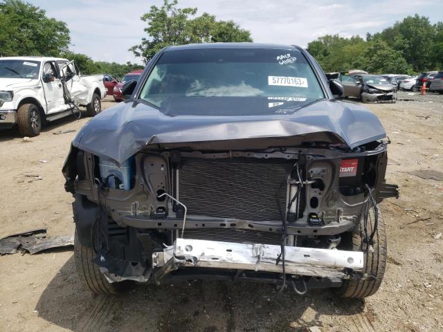 5TFSX5EN7JX059190 - 2018 TOYOTA TACOMA ACCESS CAB ნაცრისფერი ფოტო 5