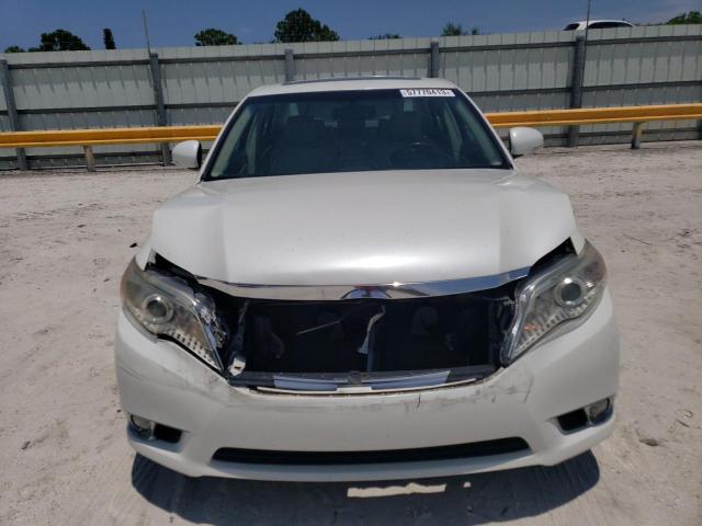 4T1BK3DB0BU402415 - 2011 TOYOTA AVALON BASE 白色 照片 5
