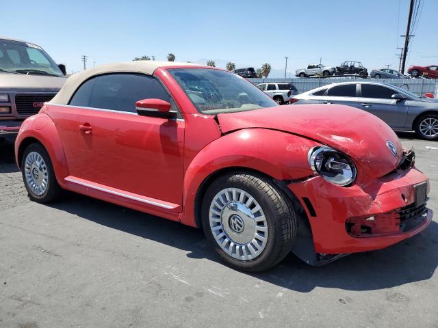 3VW5P7AT8DM827537 - 2013 VOLKSWAGEN BEETLE RED photo 4