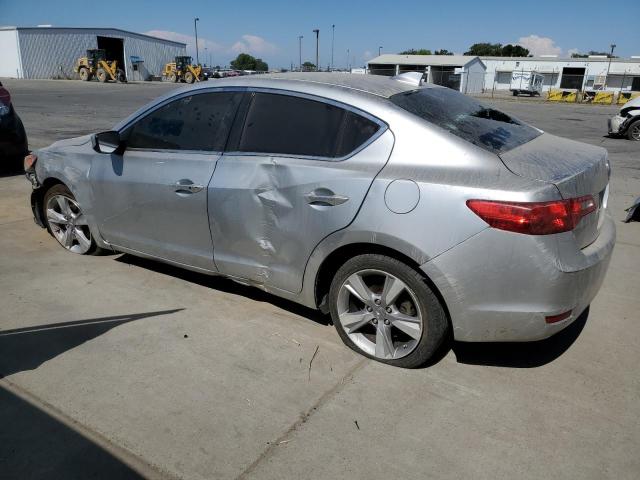 19VDE1F74DE007147 - 2013 ACURA ILX 20 TECH SILVER photo 2