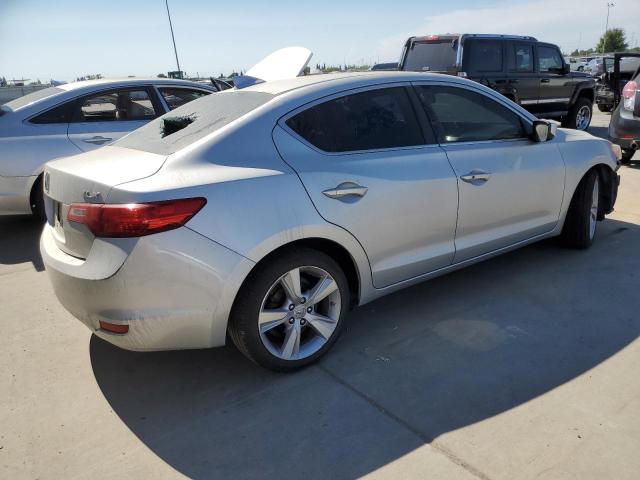 19VDE1F74DE007147 - 2013 ACURA ILX 20 TECH SILVER photo 3