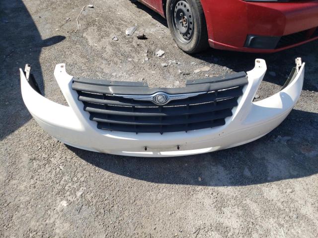 1A4GJ45R97B155259 - 2007 CHRYSLER TOWN & COU LX WHITE photo 13