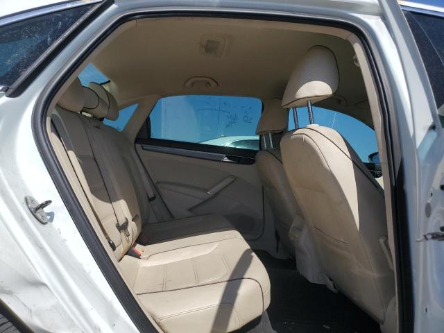 1VWDT7A31HC053047 - 2017 VOLKSWAGEN PASSAT R-LINE Ağ foto 10