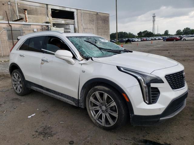 1GYFZCR42KF109089 - 2019 CADILLAC XT4 PREMIUM LUXURY WHITE photo 4