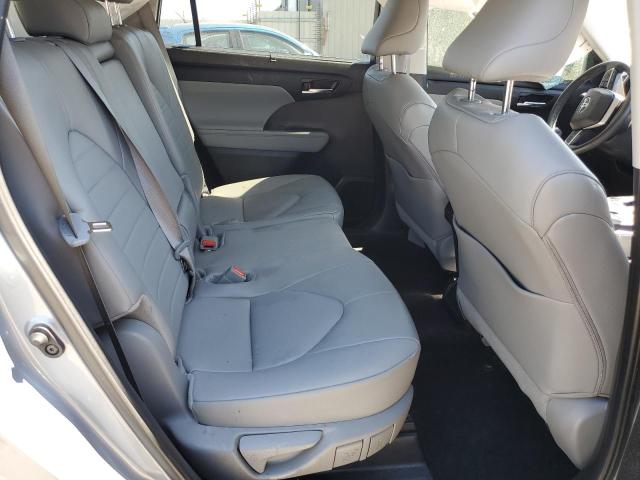 5TDKDRAH9RS537742 - 2024 TOYOTA HIGHLANDER LE 蓝色 照片 11