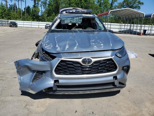 5TDKDRAH9RS537742 - 2024 TOYOTA HIGHLANDER LE 蓝色 照片 12