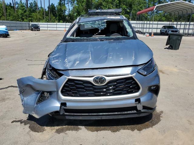 5TDKDRAH9RS537742 - 2024 TOYOTA HIGHLANDER LE 蓝色 照片 5