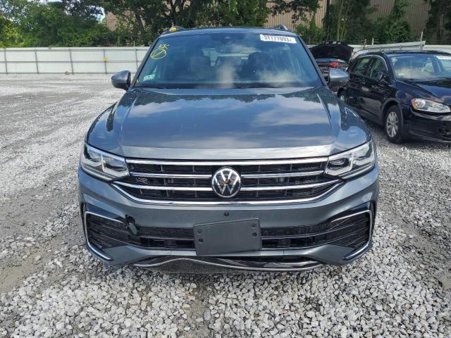 3VV4B7AX9NM148072 - 2022 VOLKSWAGEN TIGUAN SEL R-LINE GRAY photo 5