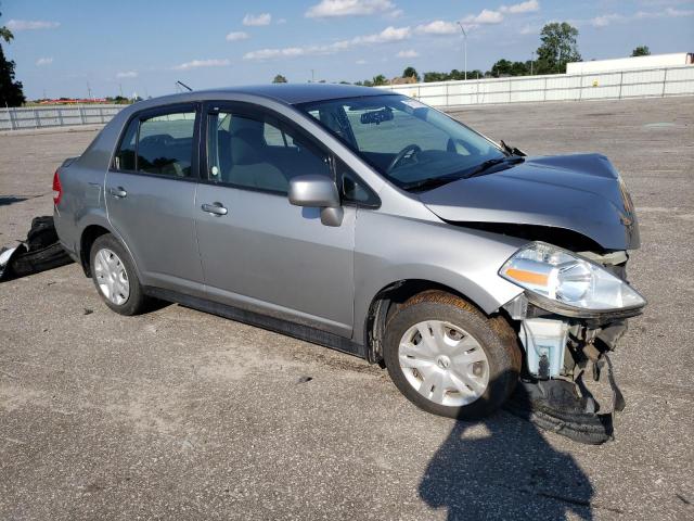 3N1BC1AP7AL382083 - 2010 NISSAN VERSA S GRAY photo 4