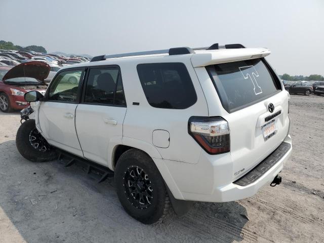 JTEBU5JR8K5616067 - 2019 TOYOTA 4RUNNER SR5 WHITE photo 2