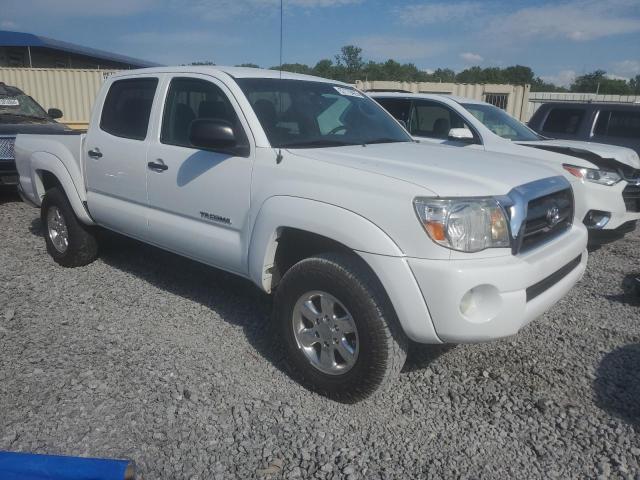 3TMJU4GN1AM092378 - 2010 TOYOTA TACOMA DOUBLE CAB PRERUNNER WHITE photo 4