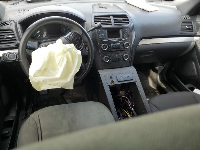 1FM5K8AT0JGB00126 - 2018 FORD EXPLORER POLICE INTERCEPTOR WHITE photo 8