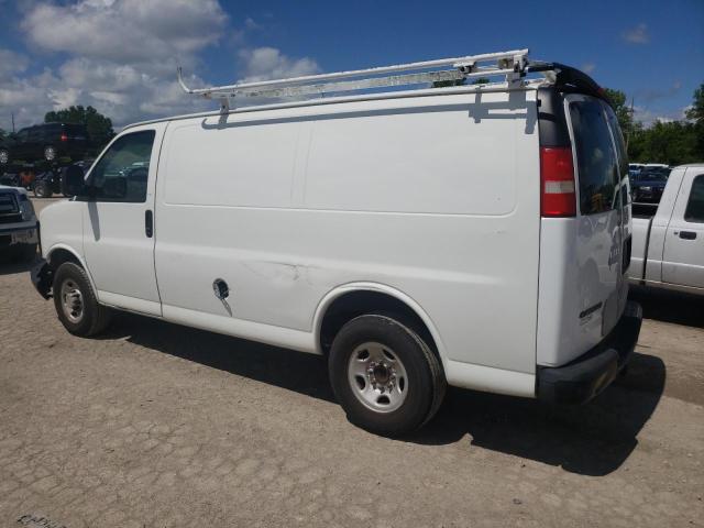 1GCGG25C881146001 - 2008 CHEVROLET EXPRESS G2 WHITE photo 2