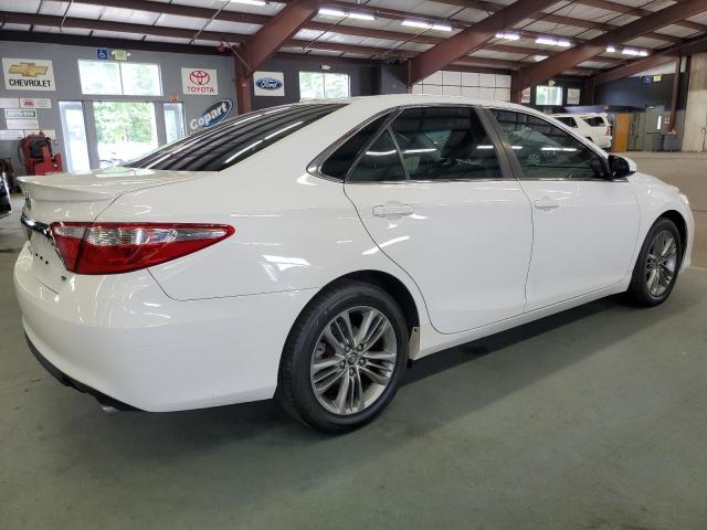 4T1BF1FK5FU060102 - 2015 TOYOTA CAMRY LE WHITE photo 3