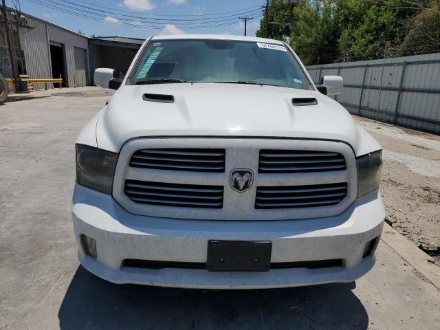 1C6RR7MT2FS738963 - 2015 RAM 1500 SPORT WHITE photo 5