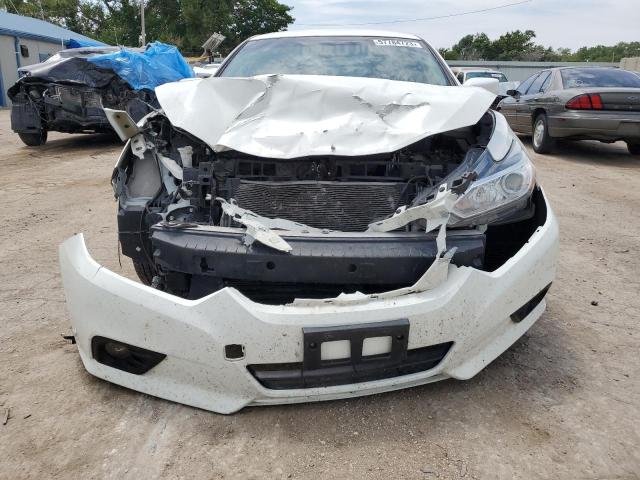 1N4AL3AP1JC157860 - 2018 NISSAN ALTIMA 2.5 WHITE photo 5