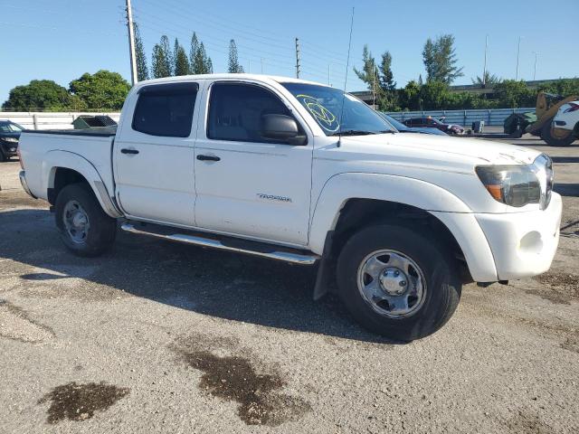 3TMJU62N46M010637 - 2006 TOYOTA TACOMA DOUBLE CAB PRERUNNER WHITE photo 4