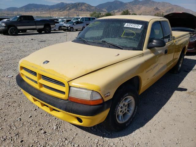 1B7GL22X2XS216183 - 1999 DODGE DAKOTA YELLOW photo 2